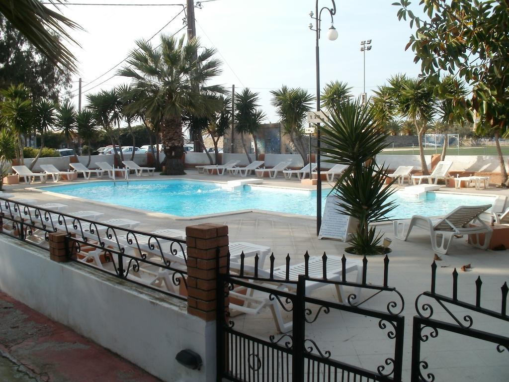 Miranta Hotel - Apartments & Studios Aegina Esterno foto